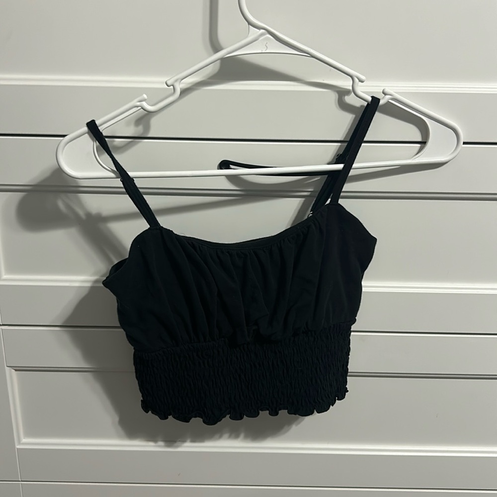 hollister tank